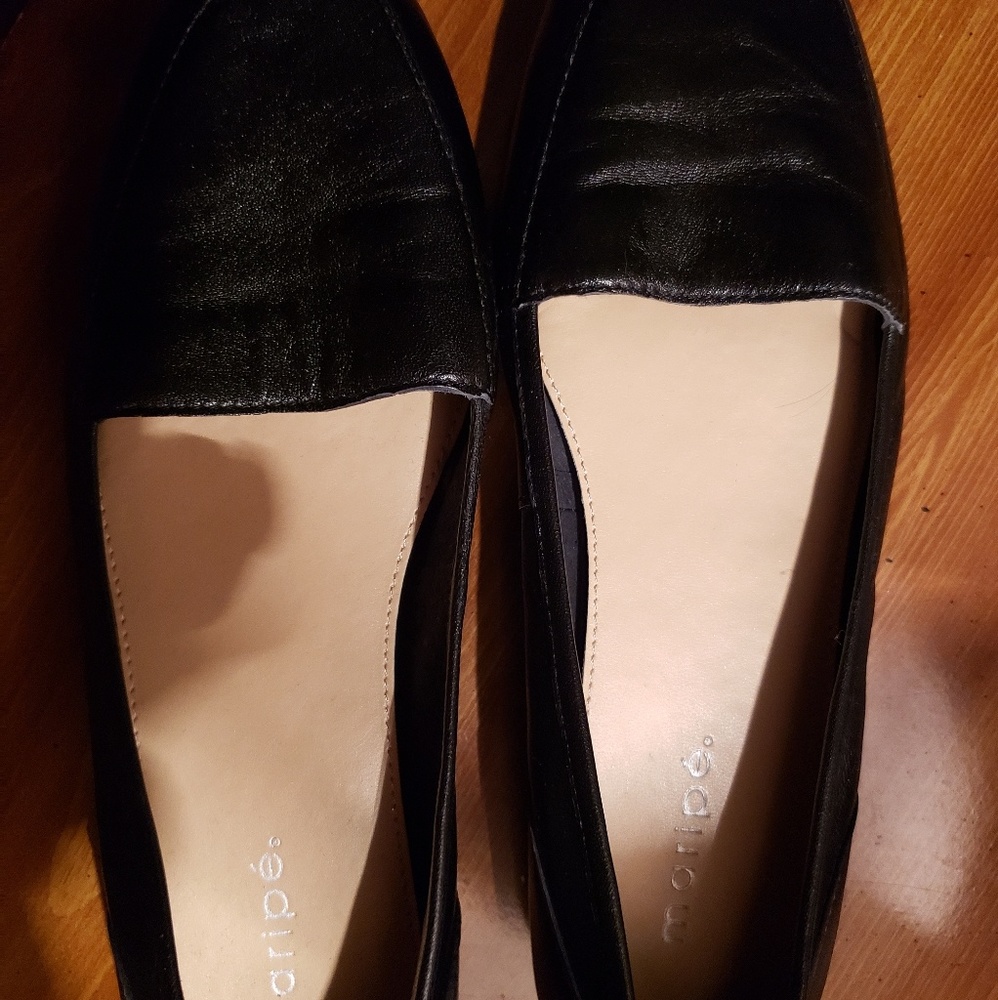 Shoes - Picture 2 of 3